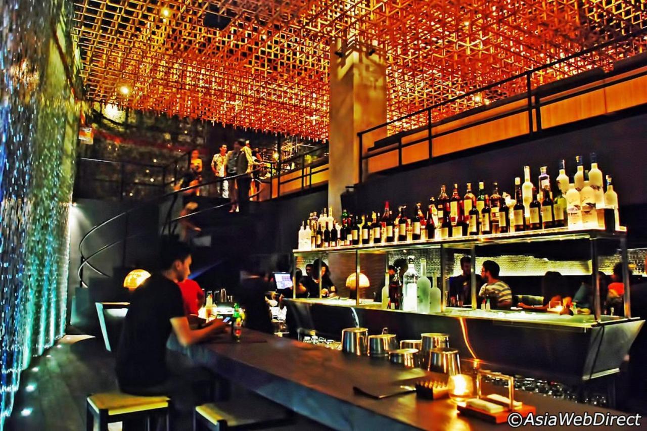 ทีเอส สวีท เซมินยัก Hotel เซมินยัค ภายนอก รูปภาพ The bar at the 101 bar